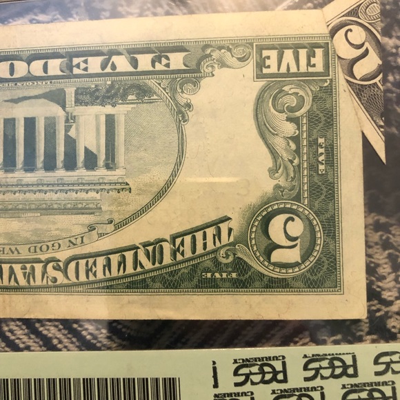 $5 Federal Reserve Note Error - Picture 6 of 7
